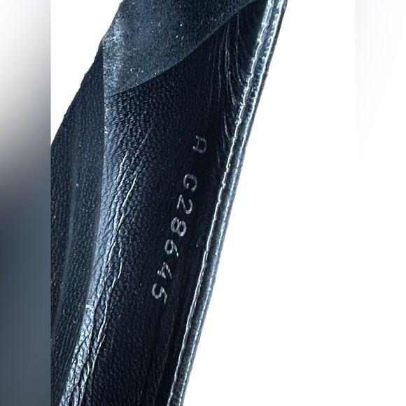 Chanel 2012 Quilted Pattern Pumps Black Heels sz 6.5 - Picture 13 of 16